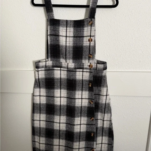 Plaid Black and White Pinafore jumper - Picture 1 of 2